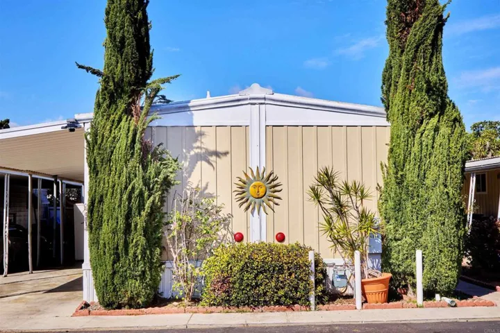 4814 Old Cliffs Rd, San Diego, California 92120