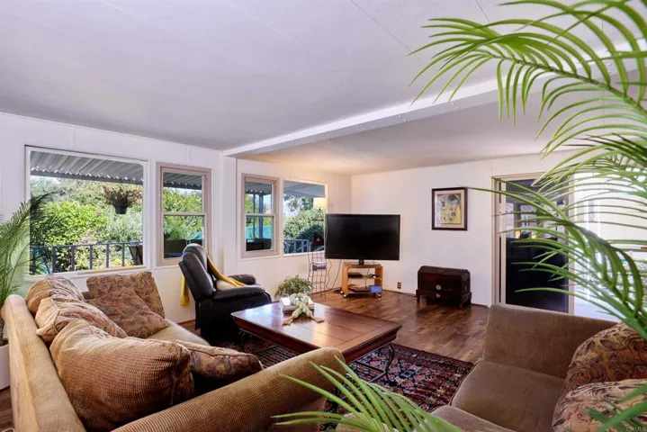 4814 Old Cliffs Rd, San Diego, California 92120