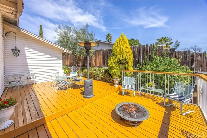 DECK