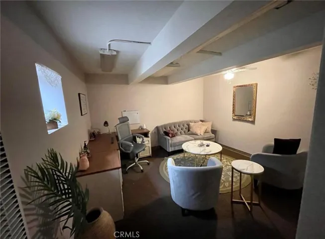 Main area
(prior listing photos)