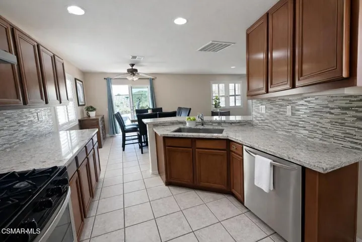 Lina's listing kitchen 2