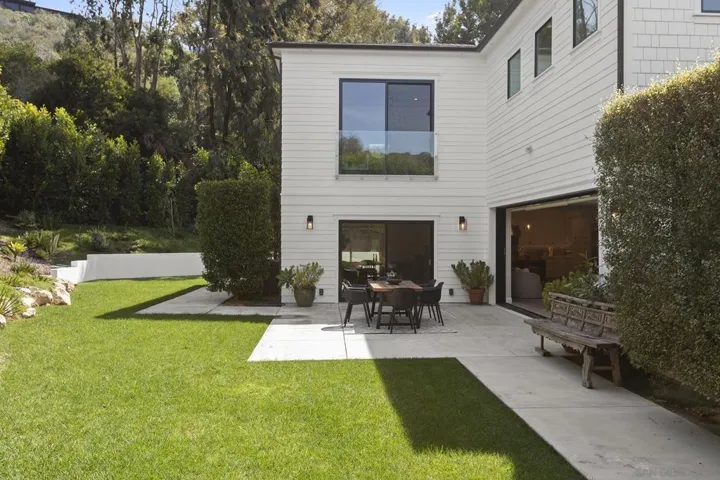 6989 Paseo Laredo, La Jolla, California 92037