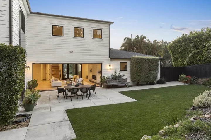 6989 Paseo Laredo, La Jolla, California 92037
