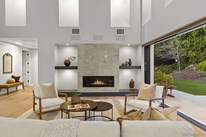 6989 Paseo Laredo, La Jolla, California 92037