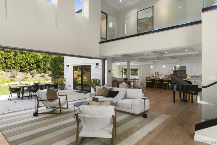 6989 Paseo Laredo, La Jolla, California 92037