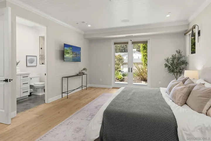 6989 Paseo Laredo, La Jolla, California 92037
