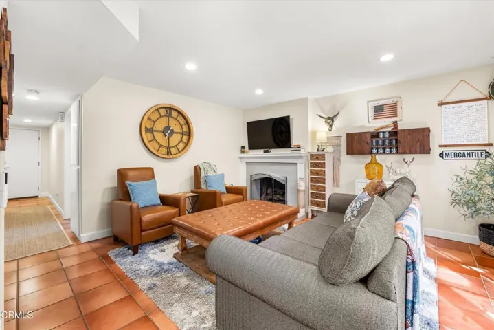 15-2436 Kimberly Ave - 15