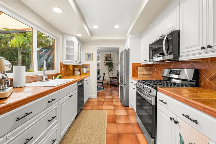 14-2436 Kimberly Ave - 14