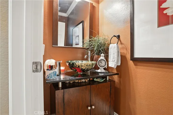 15636 Vista Way 104, Lake Elsinore, California 92532