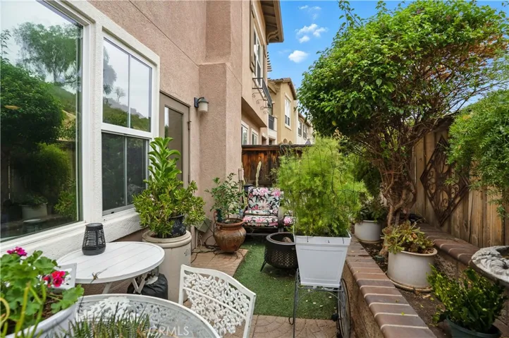 15636 Vista Way 104, Lake Elsinore, California 92532