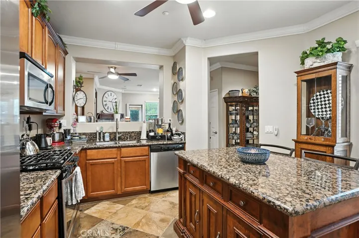15636 Vista Way 104, Lake Elsinore, California 92532