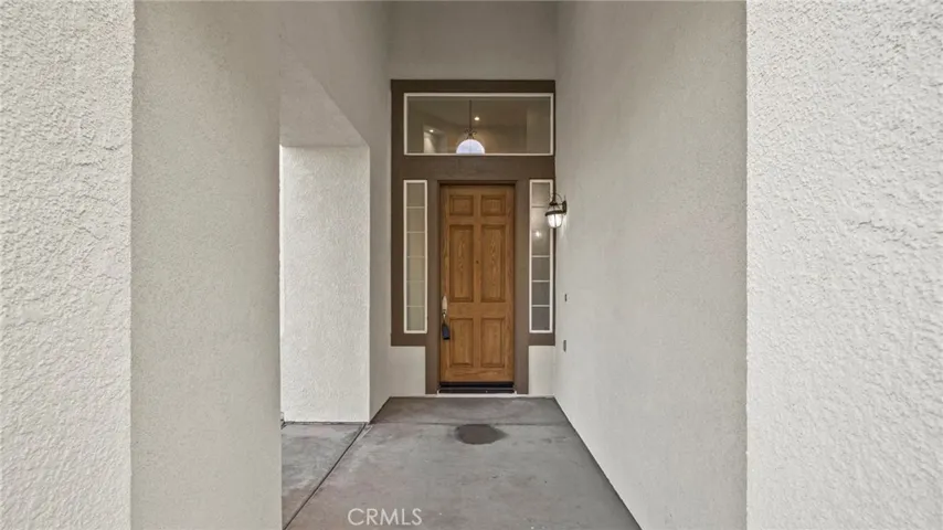 1728 Tamarron, Corona, California 92883