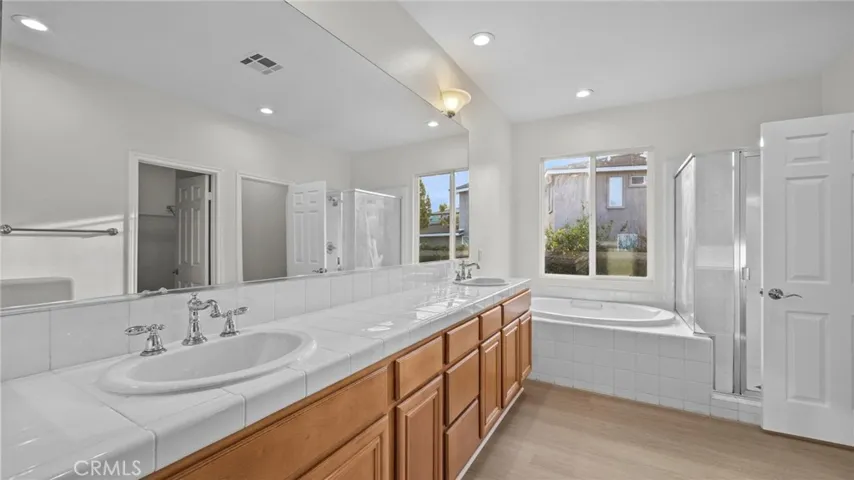 1728 Tamarron, Corona, California 92883