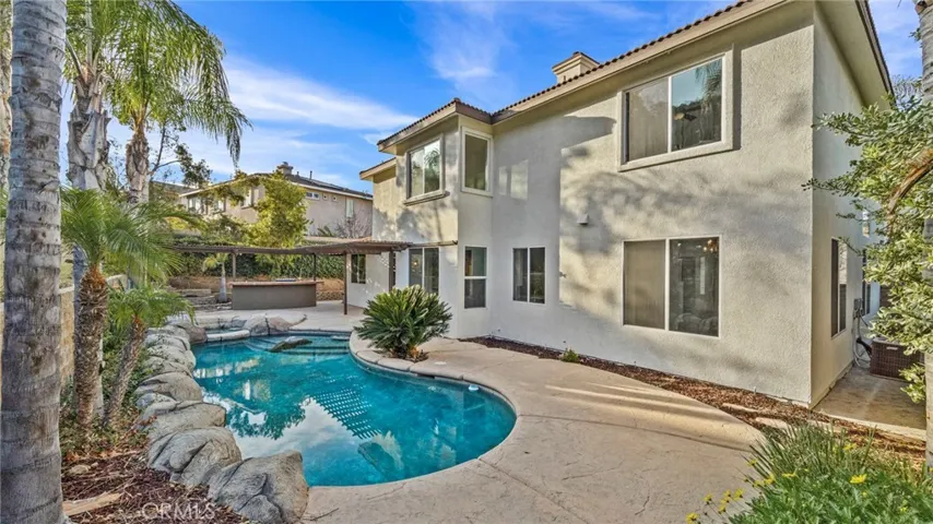 1728 Tamarron, Corona, California 92883
