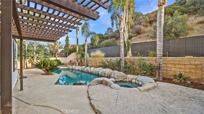 1728 Tamarron, Corona, California 92883