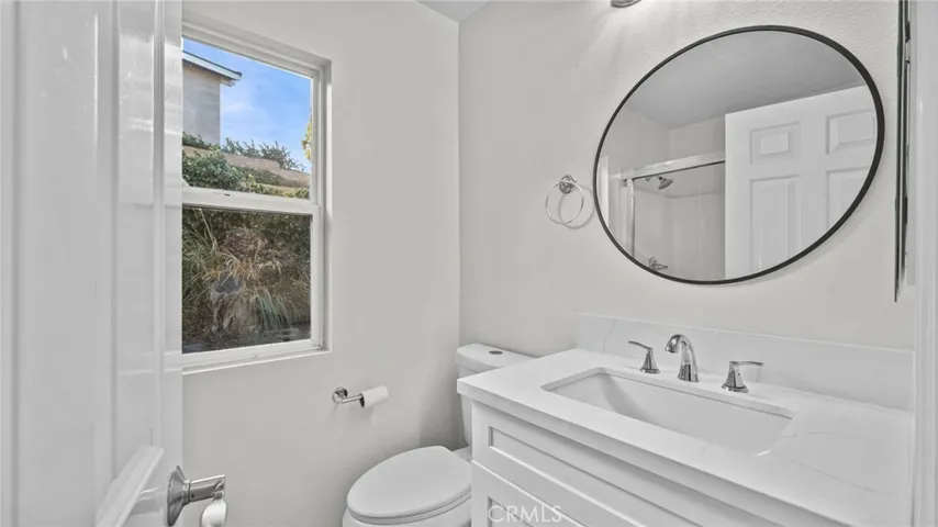 1728 Tamarron, Corona, California 92883
