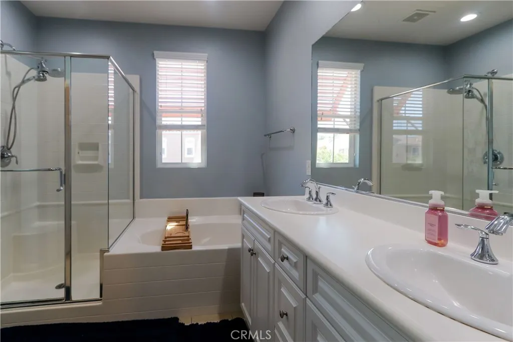 Master bedroom dual sinks
