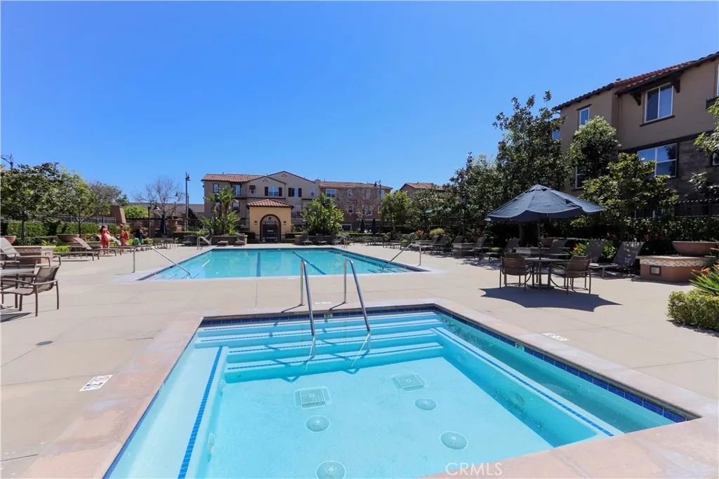 Community pool