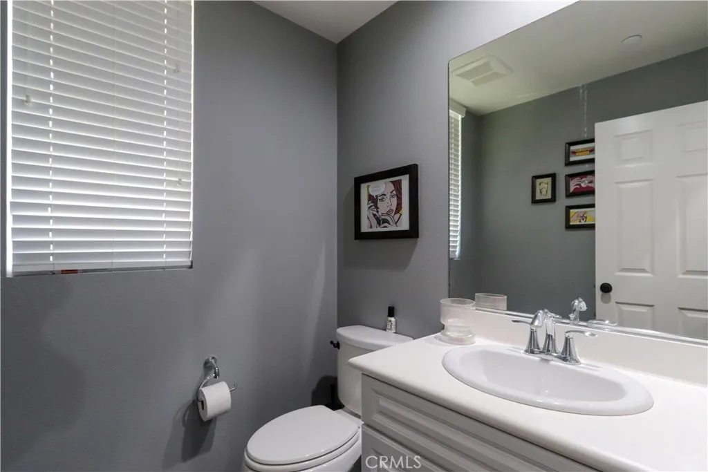 Bathroom end floor