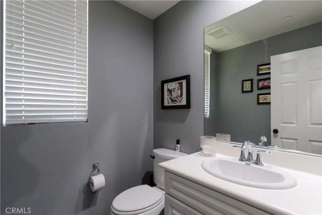 Bathroom end floor