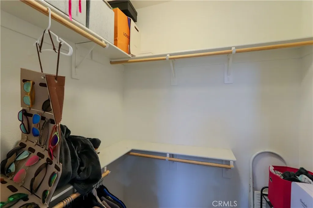 Walk in closet