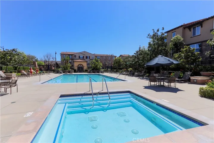 Community pool