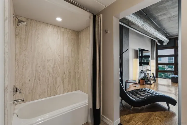 877 Island Ave 203, San Diego, California 92101