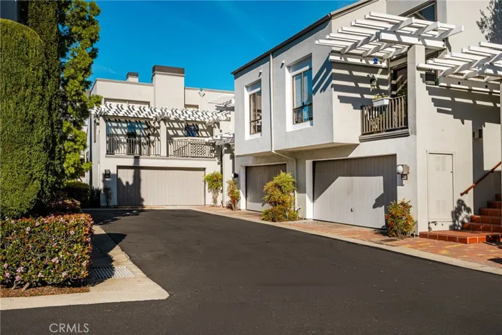 30 Waterway, Irvine, California 92614