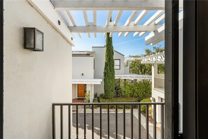30 Waterway, Irvine, California 92614