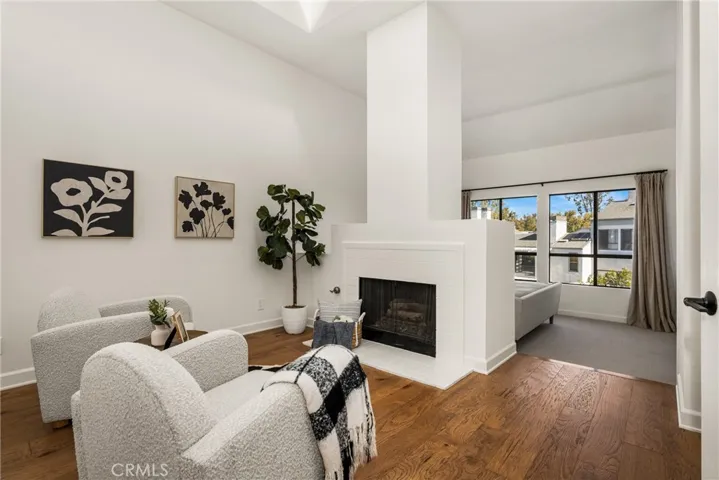 30 Waterway, Irvine, California 92614