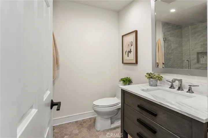 30 Waterway, Irvine, California 92614