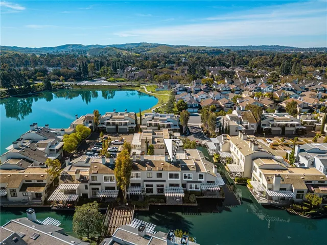 30 Waterway, Irvine, California 92614