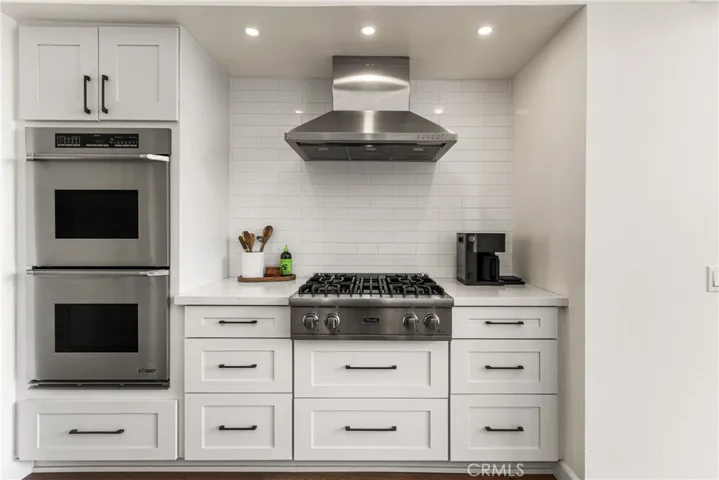 30 Waterway, Irvine, California 92614