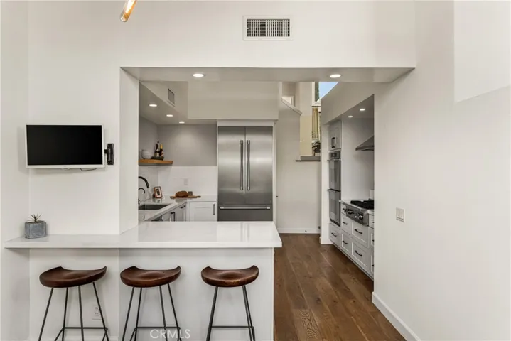 30 Waterway, Irvine, California 92614