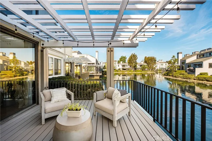 30 Waterway, Irvine, California 92614