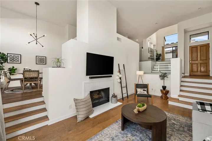 30 Waterway, Irvine, California 92614