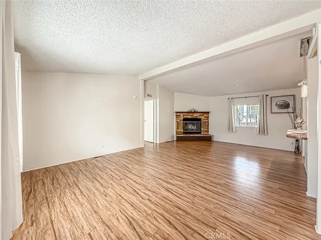 Living and dining area