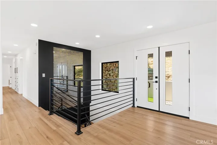1909 Canyon, Redlands, California 92373