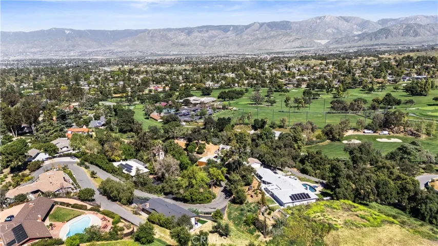1909 Canyon, Redlands, California 92373