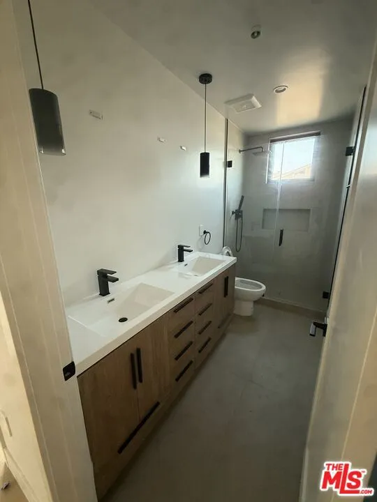 Bathroom Bathroom