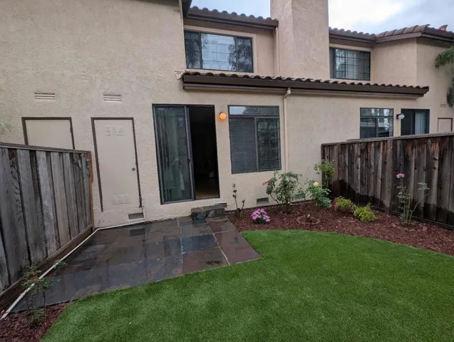 62 Washington Square Drive, Milpitas, California 95035