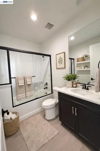 AI Virtually Staged Guest Bathroom