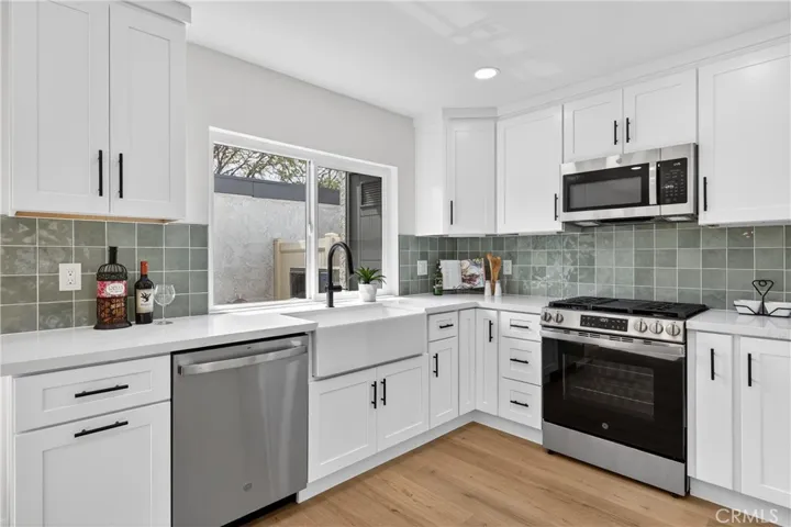 All New Kitchen Light and Bright