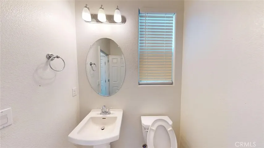 4826 N Casey, Fresno, California 93723