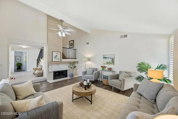 1660 Wellington Pl Westlake-large-011-05
