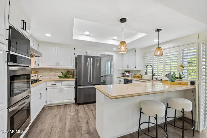 1660 Wellington Pl Westlake-large-022-03