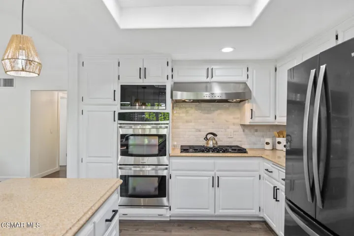 1660 Wellington Pl Westlake-large-030-04