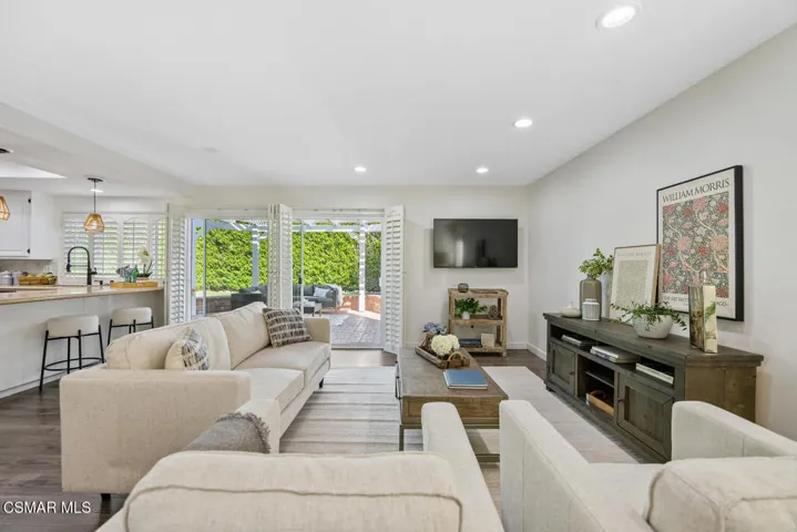 1660 Wellington Pl Westlake-large-020-03