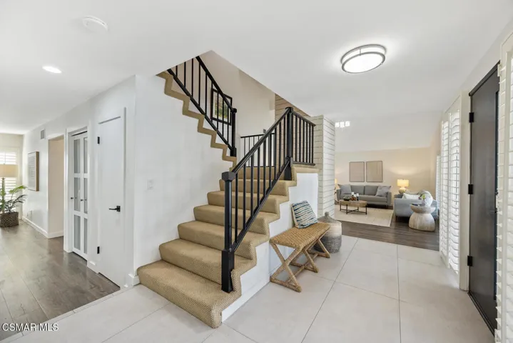 1660 Wellington Pl Westlake-large-009-00