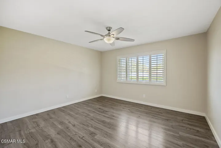 1660 Wellington Pl Westlake-large-039-02